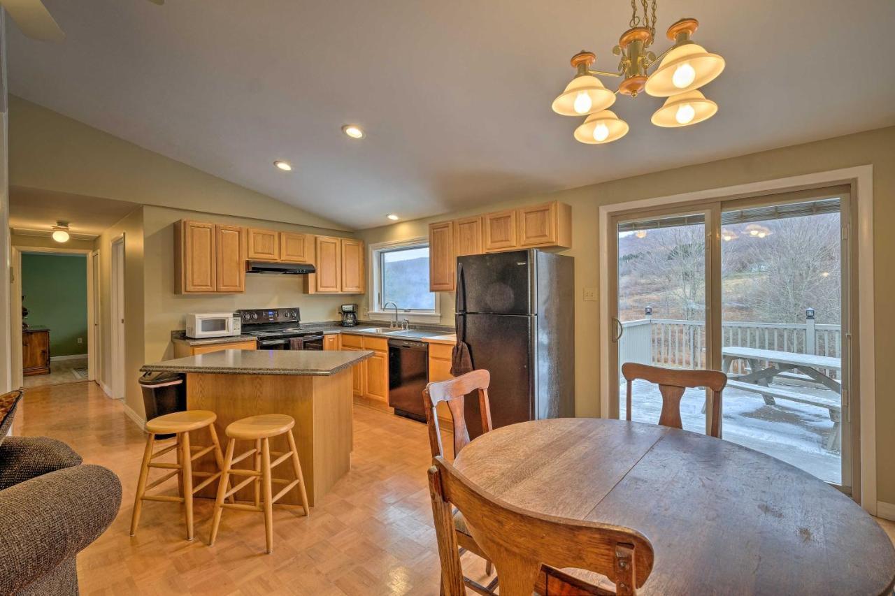 Quiet Catskills Getaway With Deck And Mtn Views New Kingston Экстерьер фото