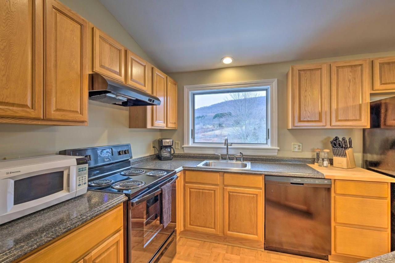 Quiet Catskills Getaway With Deck And Mtn Views New Kingston Экстерьер фото